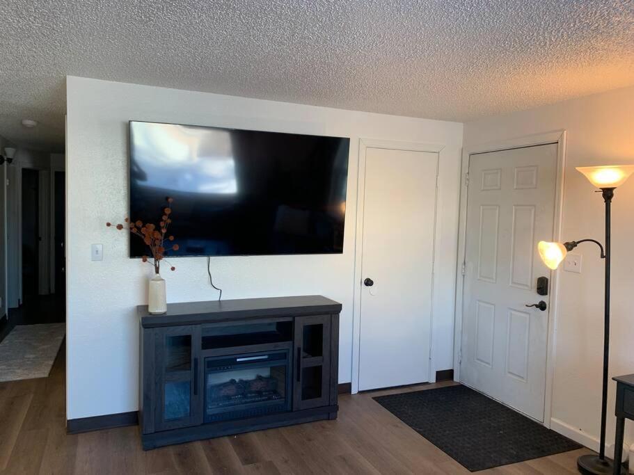 Newly Remodeled Relaxing Stay Near Downtown Fairbanks Exterior foto